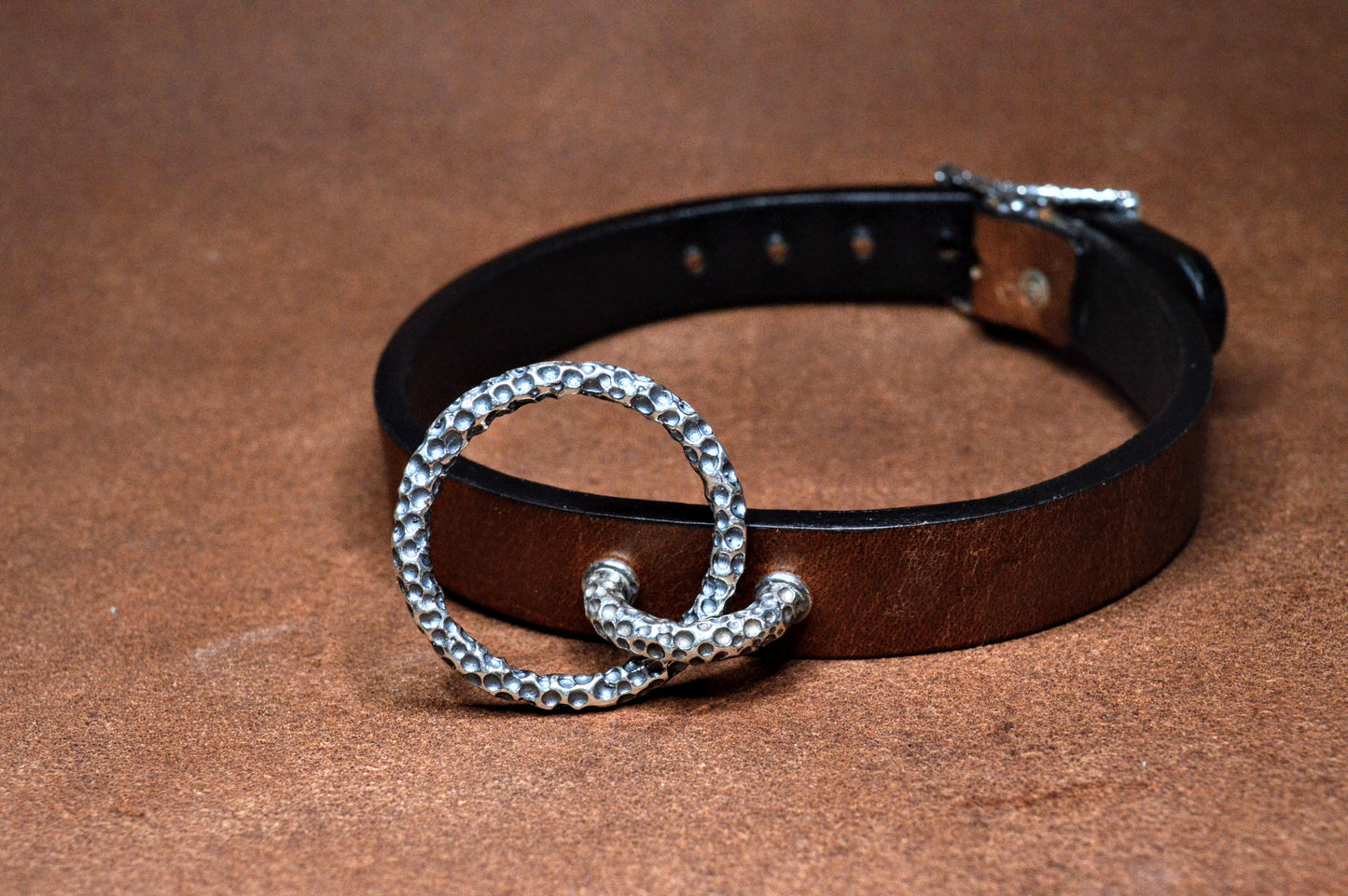 the "Inperfection" choker
